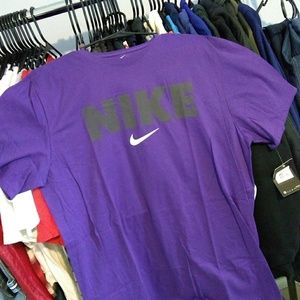 NEW Nike Tee Purple